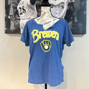 Campus Lifestyle Milwaukee Brewers Tee Shirt